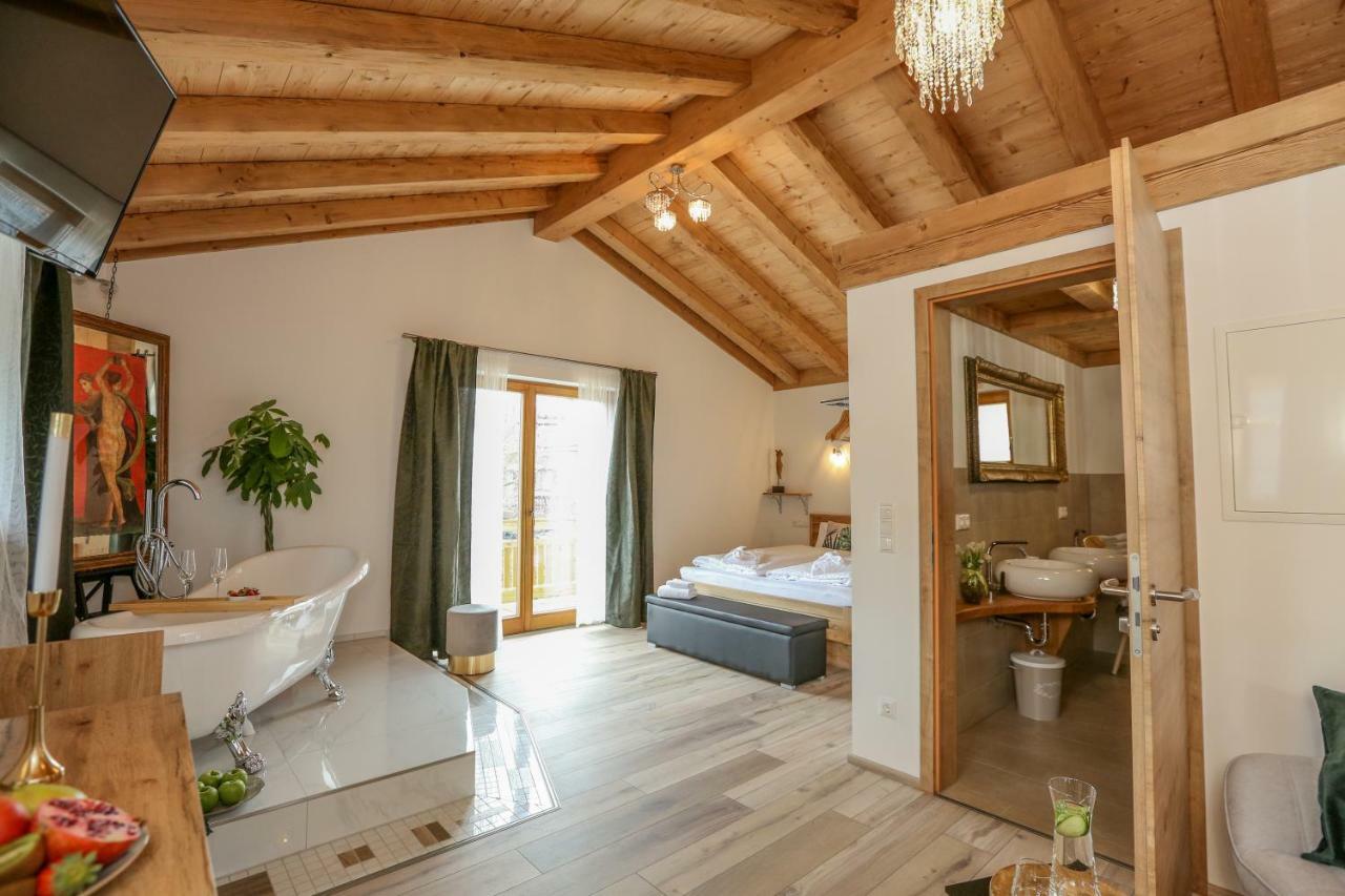 Vila Landhaus Trinis - Gaestezimmer - Bad - Bett - Kleine Kaffee - Tee-Theke Mit Kuehlschrank - Parkplatz Rotta Exteriér fotografie